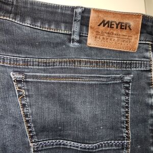 Meyer Men's Bootcut Jeans in Dark Blue